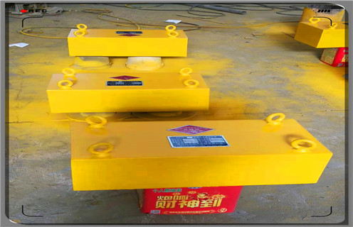 永磁除鐵器，永磁除鐵器技術(shù)介紹維護知識參數(shù)_內(nèi)部磁塊安裝方法_永磁除鐵器技術(shù)介紹規(guī)格型號價格 