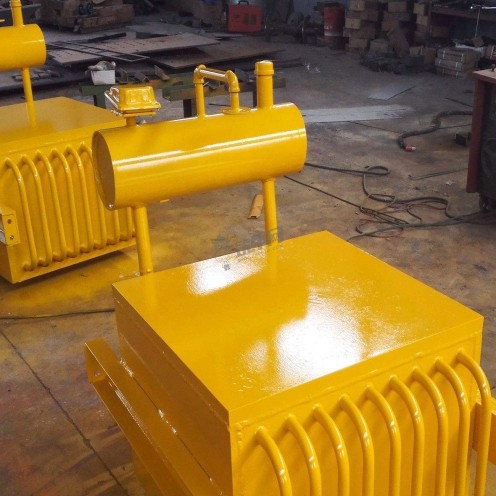 強(qiáng)迫油冷電磁除鐵器，河南強(qiáng)迫油冷電磁除鐵器生產(chǎn)廠家_河南強(qiáng)迫油冷電磁除鐵器生產(chǎn)廠家工作原理及內(nèi)部結(jié)構(gòu)